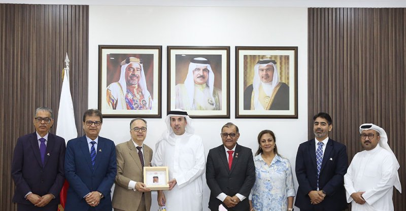 محافظ العاصمة يستقبل رئيس وأعضاء جمعية تجار ثاتاي هندو