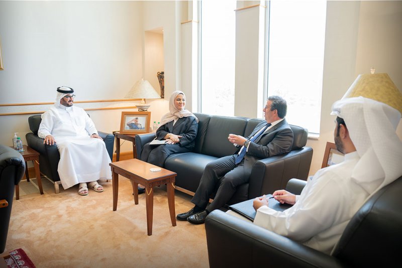 مواصلة الاستثمار في الكوادر الوطنية باعتبارهم الركيزة الأساسية لمواصلة مسيرة البناء والتطوير