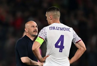 خيبة الأمل تحاصر مدرب فيورنتينا بعد خسارة دوري المؤتمر