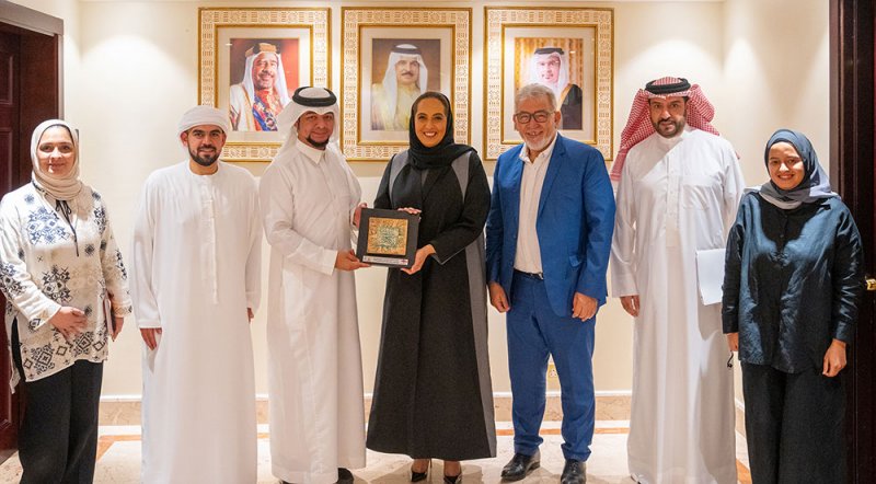 وزارة الإسكان والتخطيط العمراني تبحث سبل التعاون مع جمعية الصم البحرينية