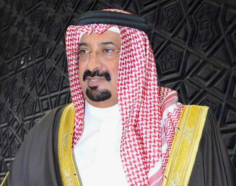 أحمد بن علي يحول كامل حصته في "زين البحرين"