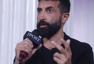 حماس تُطعن من أبنائها.. ظلال سوداء لتصريحات "الأمير الأخضر"