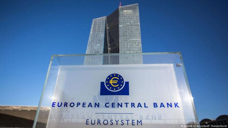 المركزي الأوروبي يخفّض سعر الفائدة للمرة الأولى منذ خمس سنوات