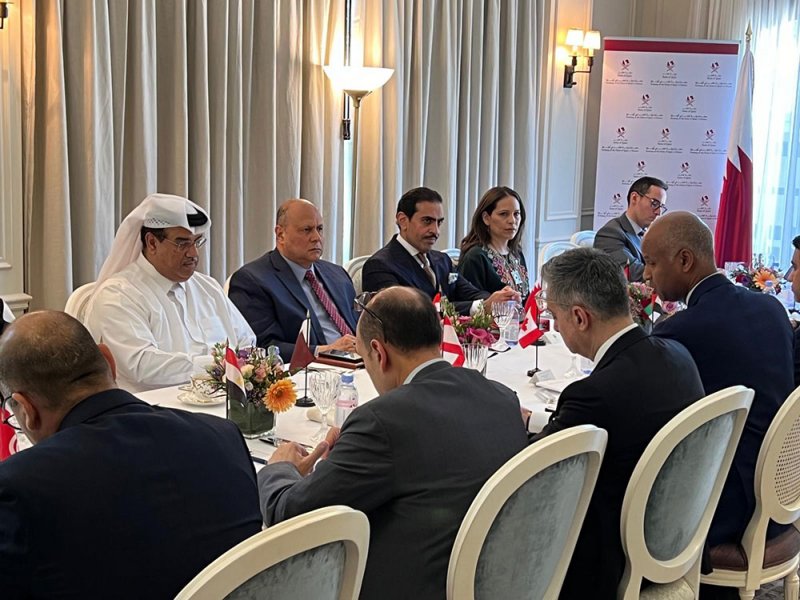 سفير مملكة البحرين لدى كندا والمقيم في واشنطن يشارك في اجتماع مجلس السفراء العرب في أوتاوا