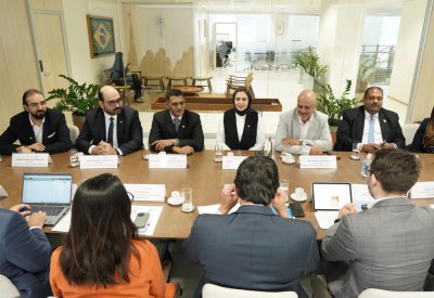 وفد مجلس النواب يبحث سبل تنمية القطاع الاقتصادي والاستثمار المشترك