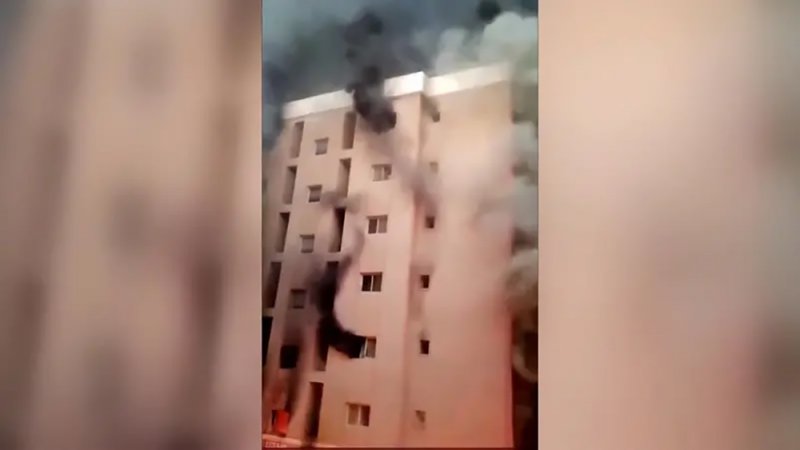 جديد حريق الكويت.. إحالة قياديي بلدية الأحمدي للتحقيق