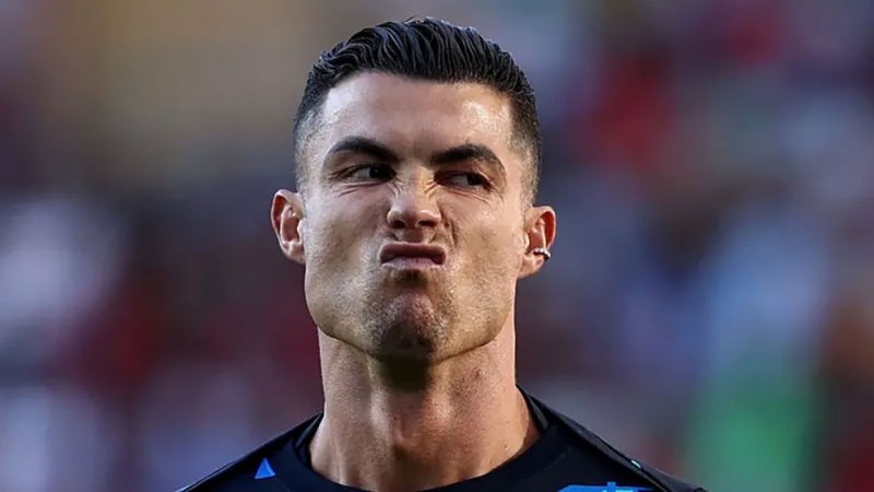 قبل مواجهة البرتغال.. التشيك تستفز رونالدو بـ"ميسي"