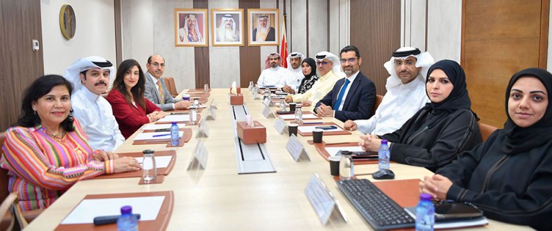 وزير شؤون البلديات والزراعة يجتمع مع المدير التنفيذي لمجلس تنظيم مزاولة المهن الهندسية