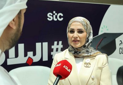معرض “البلاد” يساعد الطلبة على اختيار التخصص