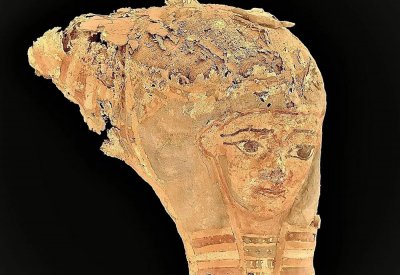 بمحيط ضريح الآغاخان.. اكتشاف 33 مقبرة أثرية في أسوان