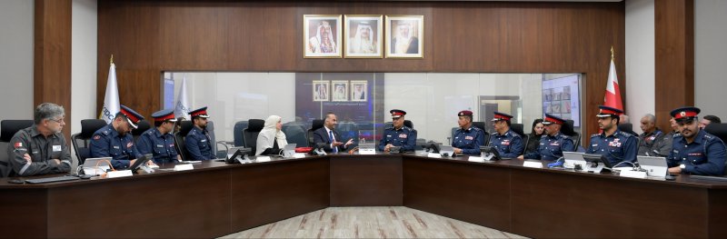 رئيس الأمن العام يقوم بزيارة إلى شركة بابكو للتكرير