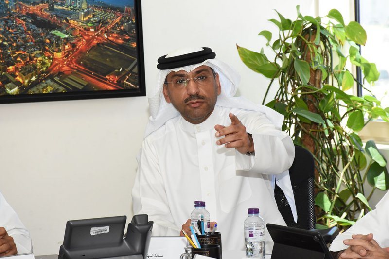 السهلي: صيانة شاملة لمكيفات "السوق المركزي" ومساعٍ لتأهيل جميع المواقف