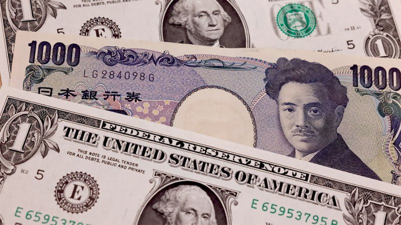 الين يتراجع إلى أدنى مستوياته في 38 عاما مقابل الدولار
