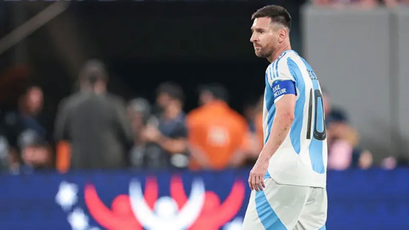 ميسي يغيب عن تدريبات الأرجنتين.. و"تقارير" تكشف موقفه