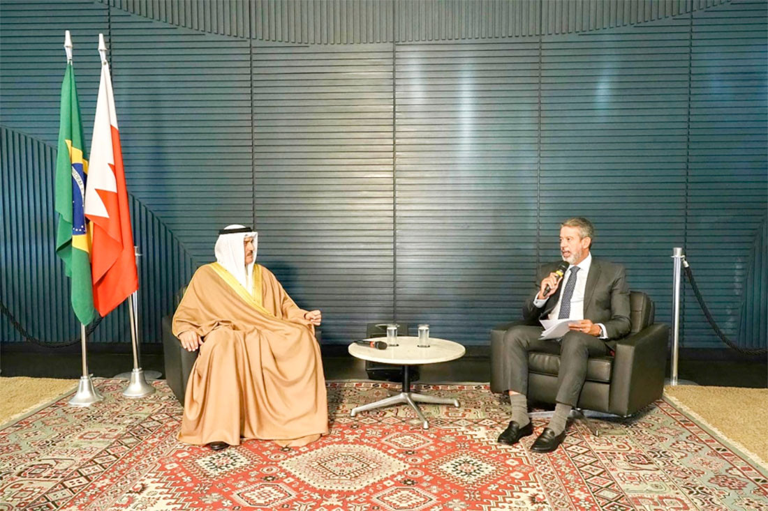  رئيس مجلس النواب البرازيلي ورئيس مجلس النواب البحريني خلال جلسة المباحثات المشتركة قبل أيام 
