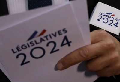 اليمين المتطرف يفوز بأول جولة من انتخابات برلمان فرنسا
