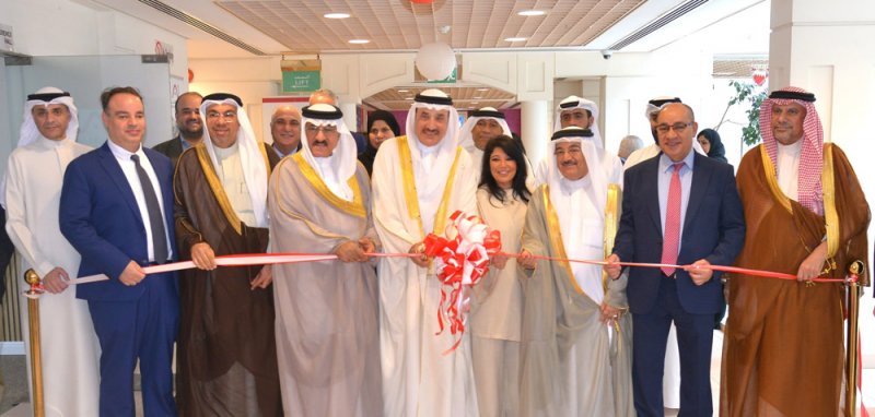 وزير العمل يفتتح "يوم المهن" بالجامعة الأهلية