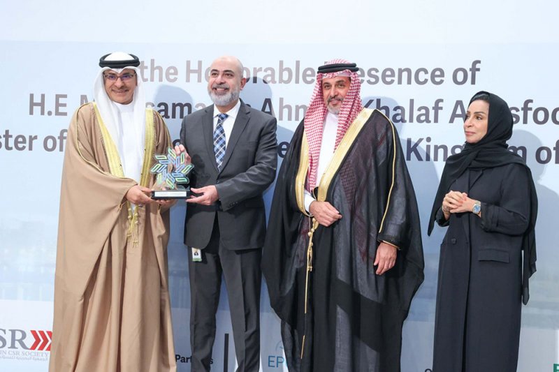 وزير التنمية الاجتماعية يكرم شركة "الابداع" ورئيسها التنفيذي خالد الغزاوي