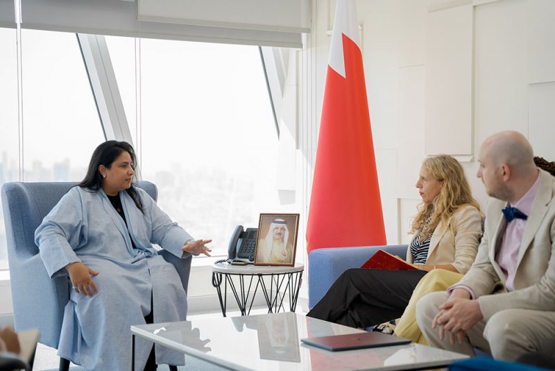 المدير العام لمعهد الإدارة العامة تلتقي عدداً من ممثلي جامعة كينغز كوليج لندن في المملكة المتحدة