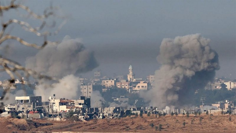 مقتل 13 بقصف إسرائيلي لمدرسة تؤوي نازحين بالنصيرات في غزة