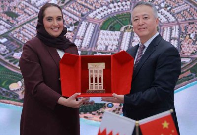 بالصور.. "الإسكان" تبرم اتفاقية تنفيذ 1269 وحدة سكنية بالمرحلة الثالثة لمدينة سترة الإسكانية