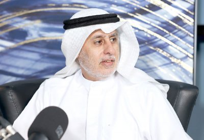 زايد الزياني يروي مسيرته لـ “البلاد”: عملت في مطبخ فندق دلمون وقسم التنظيف والمبيعات خلال دراستي بجامعة البحرين