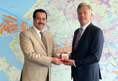 سفير مملكة البحرين لدى مملكة هولندا يبحث تعزيز التعاون مع ميناء روتردام الدولي