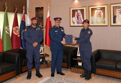 رئيس الأمن العام يشيد بالجهود والإسهامات العلمية التي يقدمها منسوبي وزارة الداخلية
