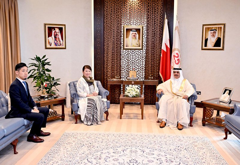 وزير الداخلية يبحث مع سفيرة اليابان تعزيز التعاون وتبادل الخبرات بين البلدين