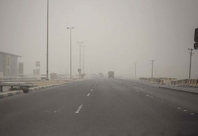 إغلاق مطار البحرين الدولي ساعتين في 2011