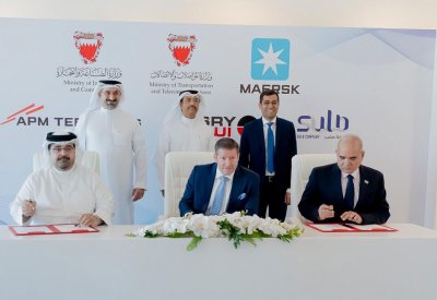 "المواصلات" تتفق مع شركة "ايه بي مولار - ميرسك" لاستقطاب السفن من أجل إعادة تدويرها