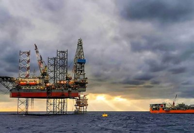 المخاطر المناخية تؤثّر بشكل متزايد على أسعار النفط
