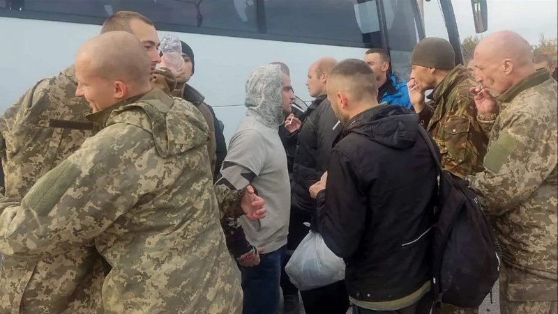 بوساطة إماراتية.. نجاح عملية تبادل أسرى بين روسيا وأوكرانيا