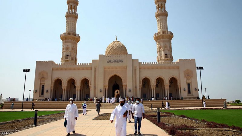الشرطة العمانية تكشف جنسية المتورطين بـ"هجوم المسجد"