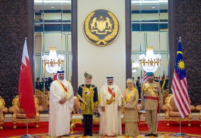 بالصور: جلالة الملك المعظم يشارك في حفل تتويج جلالة السلطان إبراهيم ملكًا لماليزيا