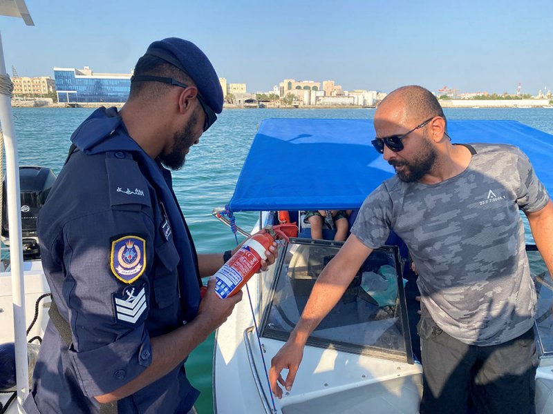 خفر السواحل تواصل حملاتها التفتيشية للتصدي للمخالفات البحرية