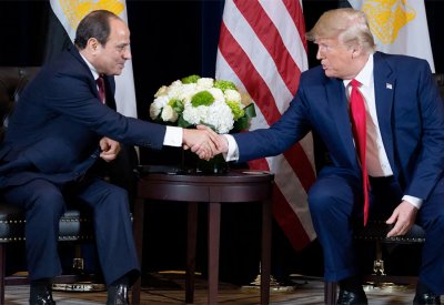 السيسي يطمئن على صحة ترامب ويدين "أعمال الكراهية"