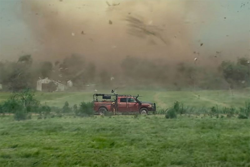 Twisters في قمة بورصة الأفلام هذا الأسبوع