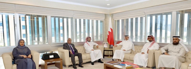 وزير العدل والشؤون الإسلامية والأوقاف يستقبل الأمين العام للمؤسسة الملكية للأعمال الإنسانية