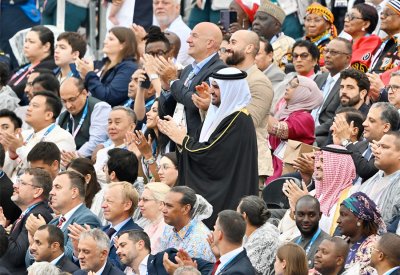 سمو الشيخ عيسى بن علي يشهد حفل افتتاح أولمبياد باريس 2024