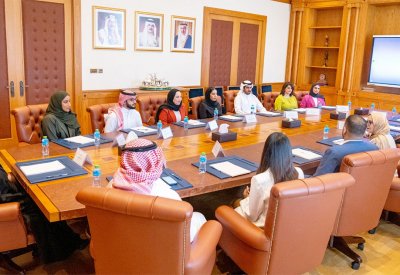 وزيرة الصحة تلتقي منتسبي الدفعة التاسعة من برنامج رئيس مجلس الوزراء لتنمية الكوادر الحكومية