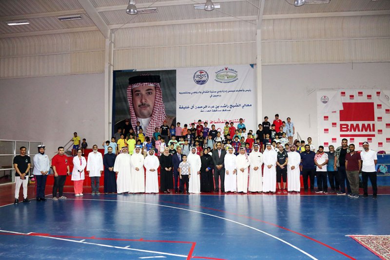 مدير إدارة البرامج الاجتماعية وشؤون المجتمع بمحافظة العاصمة يفتتح النشاط الصيفي لنادي سترة