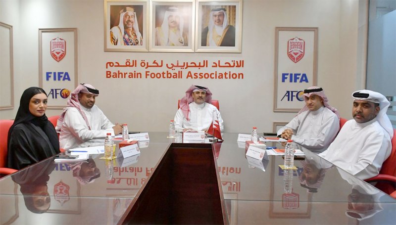لجنة "الصالات والشواطئ" تعقد اجتماعًا دوريًا