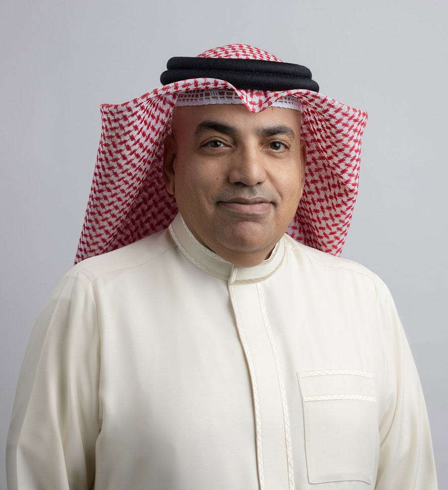 الدكتور عادل سالم