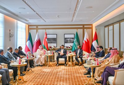 سمو الشيخ عيسى بن علي يحضر اجتماع رؤساء اللجان الأولمبية الخليجية