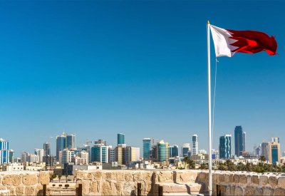الطقس حار مع بعض السحب وتصاعد الأتربة في بعض المناطق