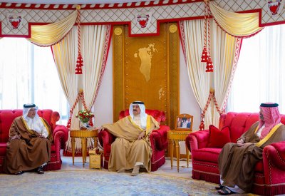 جلالة الملك المعظم يستقبل سمو ولي العهد رئيس مجلس الوزراء ويشيد جلالته بعطاء أبناء المملكة ويجدد الدعوة إلى سرعة انعقاد مؤتمر دولي للسلام