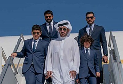 بالصور.. خالد بن حمد يصل فرنسا لحضور أولمبياد باريس 2024