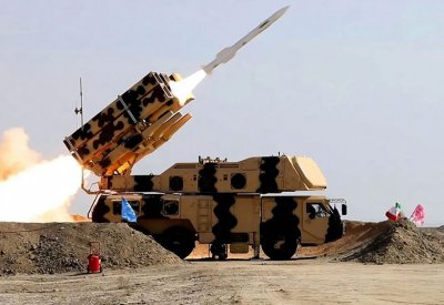 صحيفة: هناك إشارات على أن إيران تستعد لهجوم على إسرائيل
