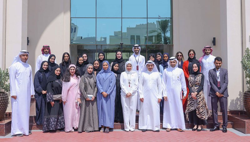 إطلاع الشباب على العمل التشريعي يعزز الوعي بدورهم الفاعل ضمن المسيرة الديمقراطية